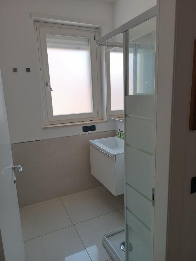 Per 4, Metro B Monti Tiburtini, Ac, Wi-fi Appartement